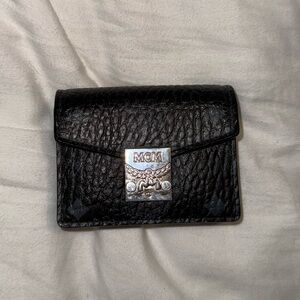 MCM Tracy Accordion Card Case in Black